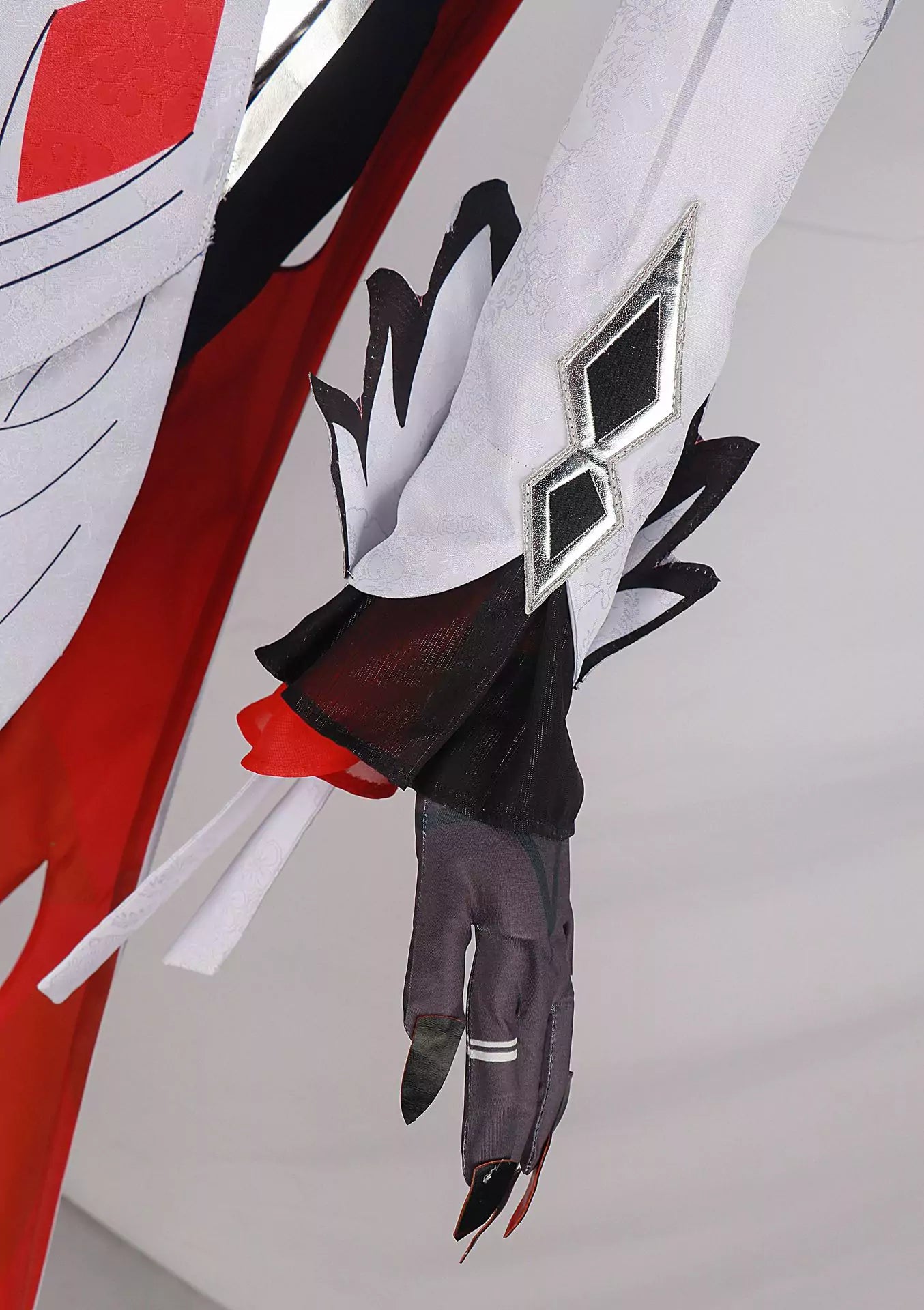 Genshin Impact Arlecchino Cosplay Costume | Gaming Outfit