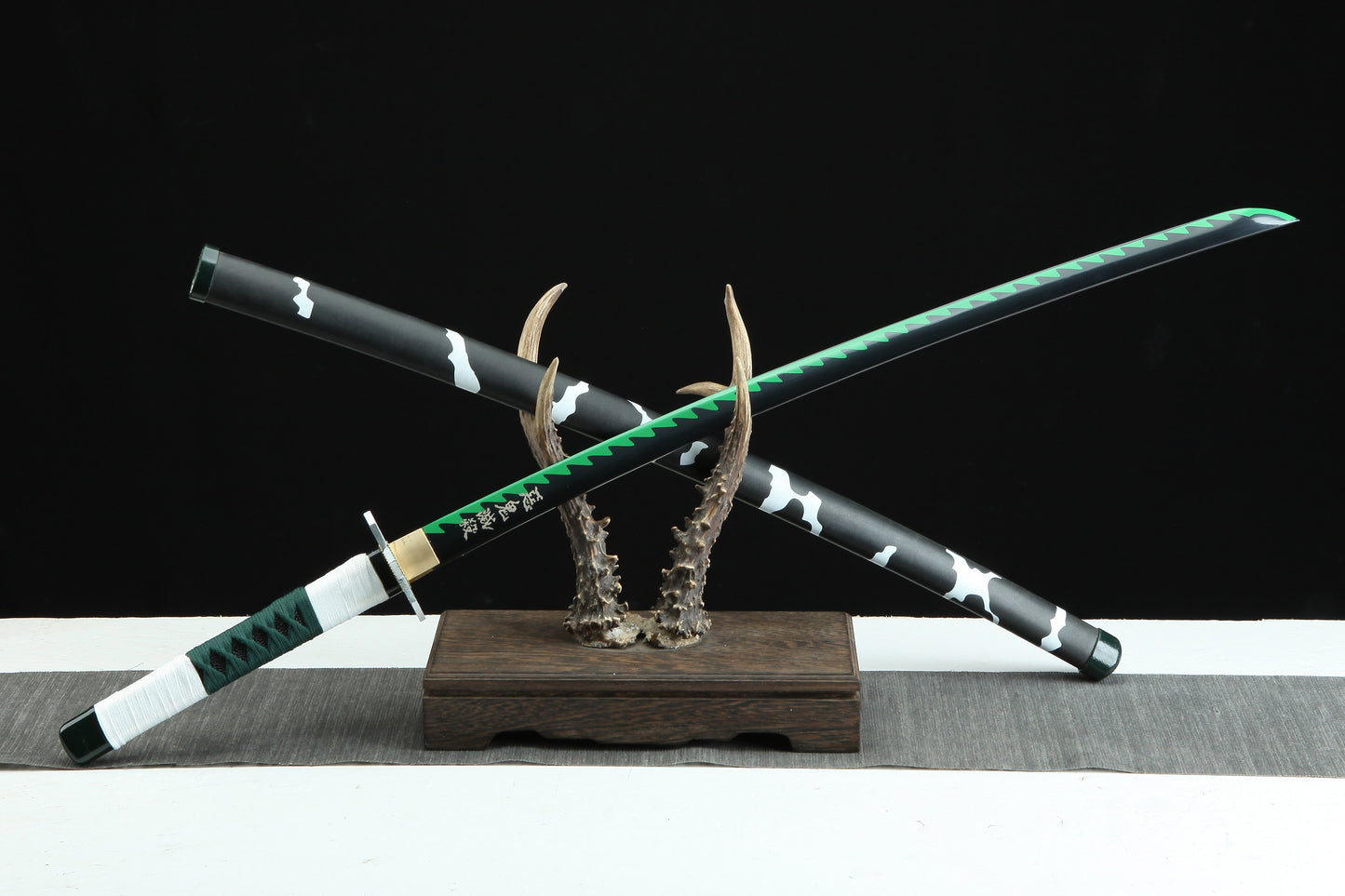 1:1 Replica Sanemi Shinazugawa Leather Sheath Katana | Demon Slayer Sword