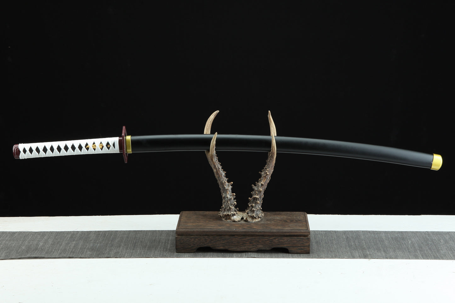 1:1 Replica Giyu Tomioka Worn Katana | Demon Slayer Sword