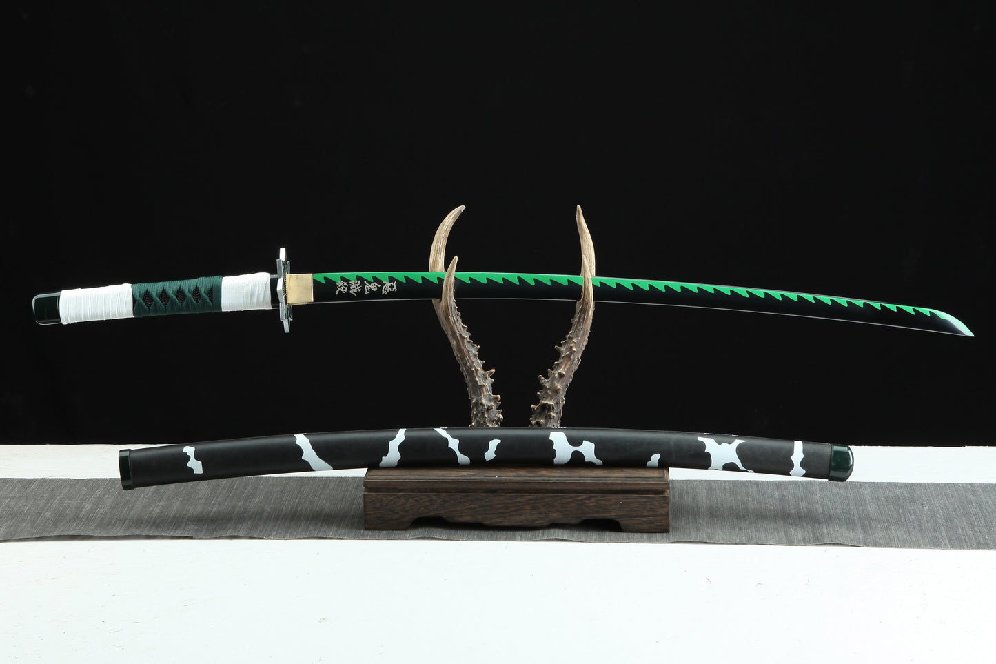 1:1 Replica Sanemi Shinazugawa Leather Sheath Katana | Demon Slayer Sword