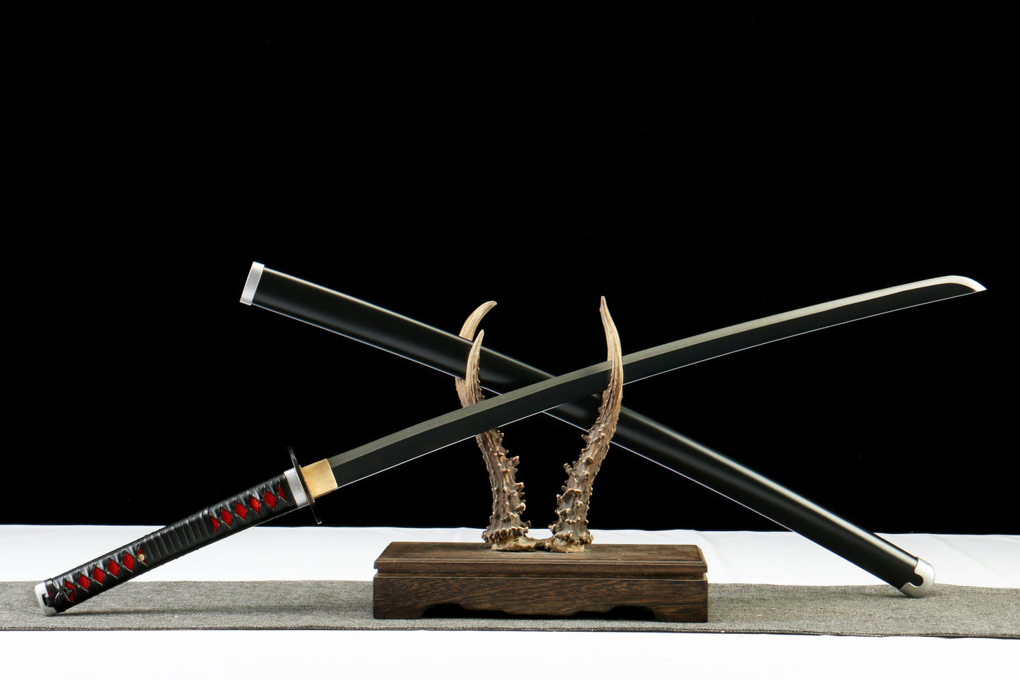 1:1 Replica Tanjiro Kamado Worn Katana | Demon Slayer Sword