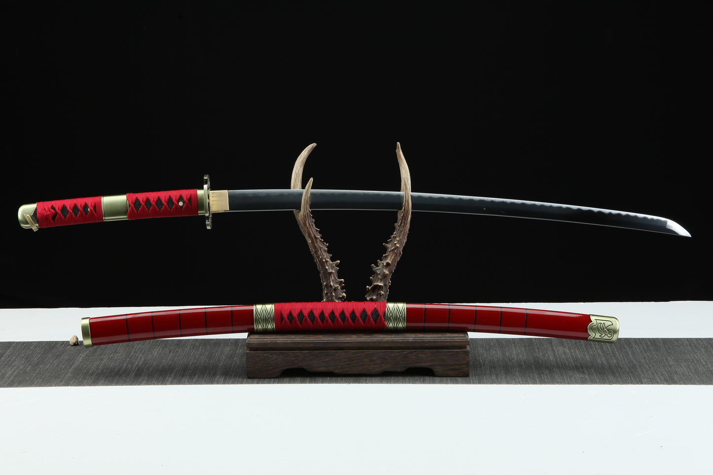1:1 Replica Roronoa Zoro Worn Onikiri Katana | One Piece Sword