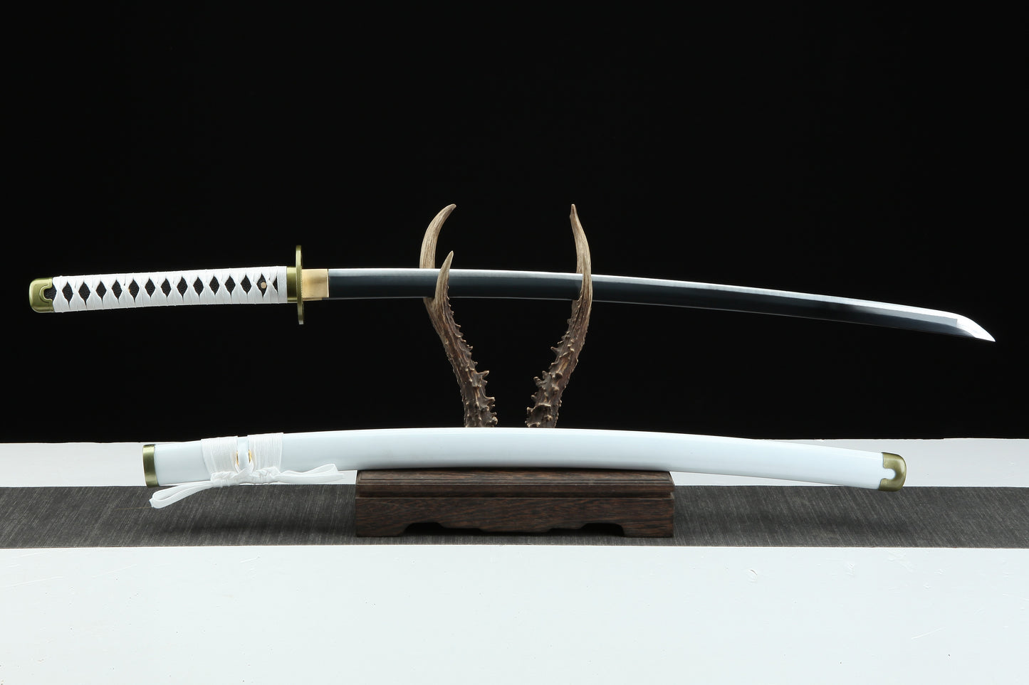 1:1 Replica Roronoa Zoro Worn Wado Ichimonji Katana | One Piece Sword