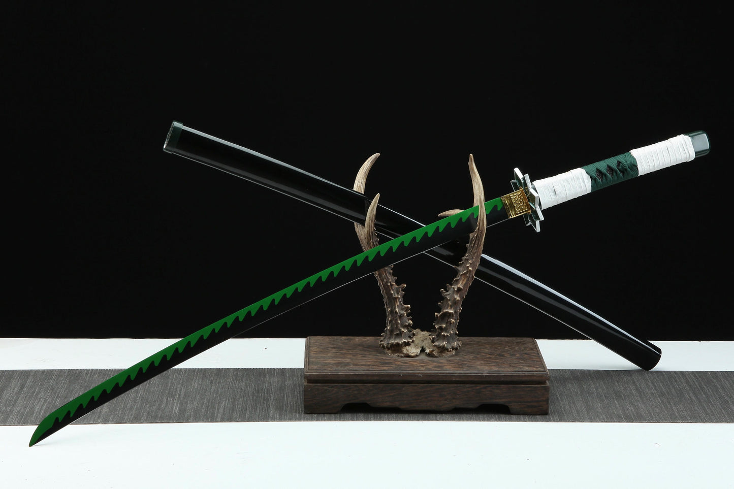 1:1 Replica Sanemi Shinazugawa Worn Katana | Demon Slayer Sword