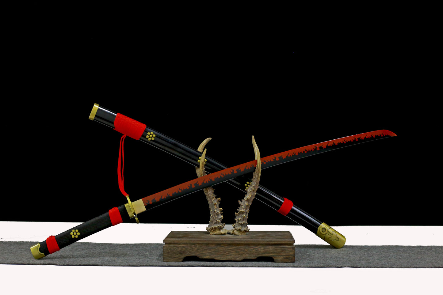 1:1 Replica Roronoa Zoro Worn Black Enma Katana | One Piece Sword