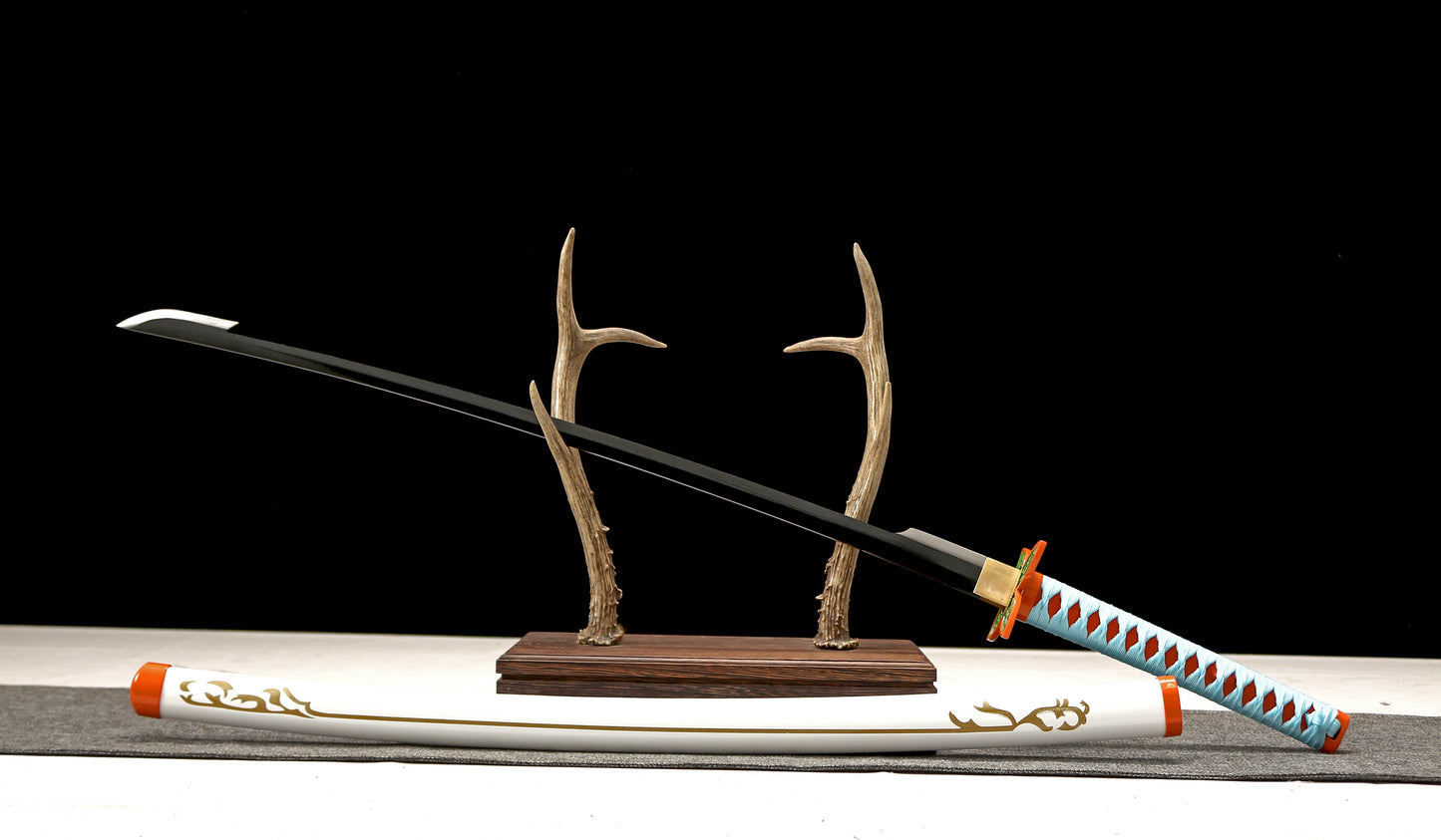 1:1 Replica Shinobu Kocho Worn Katana | Demon Slayer Sword