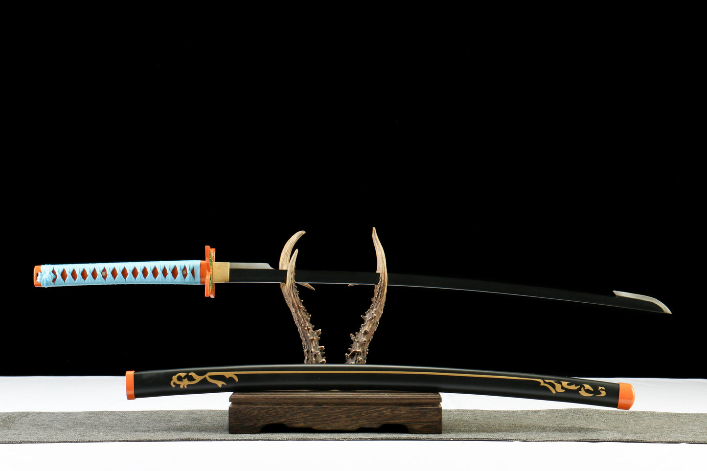 1:1 Replica Shinobu Kocho 2nd Generation Katana | Demon Slayer Sword