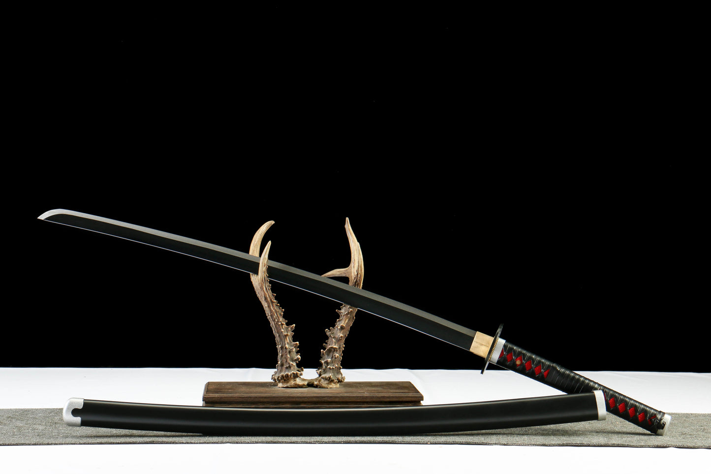 1:1 Replica Tanjiro Kamado Worn Katana | Demon Slayer Sword