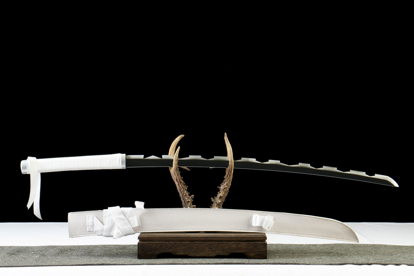 1:1 Replica Inosuke Hashibira Worn Katana | Demon Slayer Sword