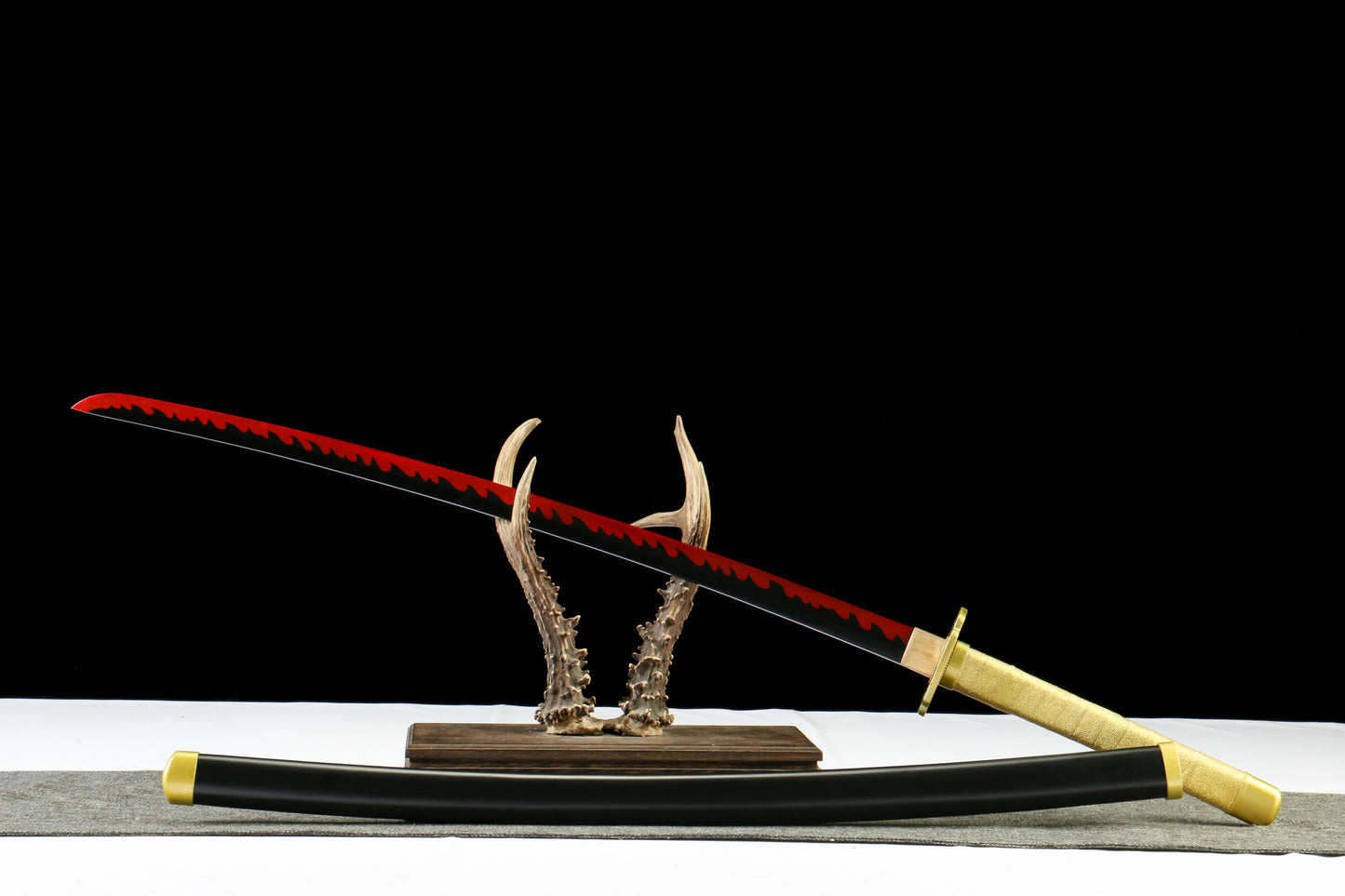 1:1 Replica Yoriichi Tsugikuni Worn Katana | Demon Slayer Sword